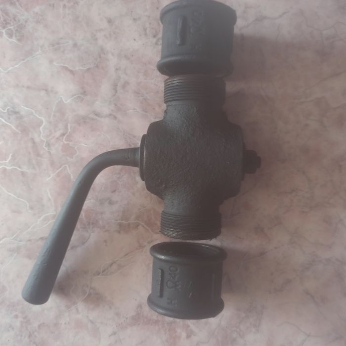 Кран конусный полуоборотный на 40