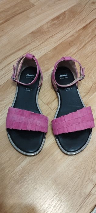 Bata сандали от естествена кожа