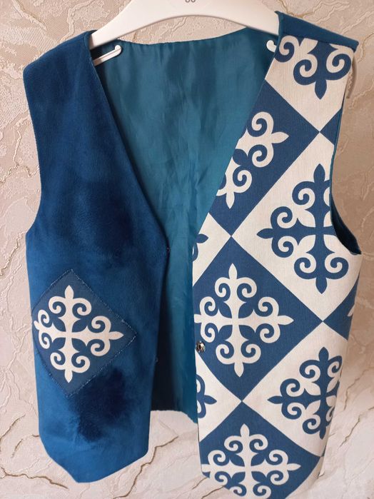 Жилетка + тюбетейка