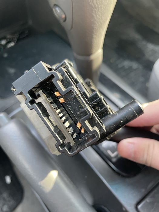 Камри 30 амереканец верталет правый