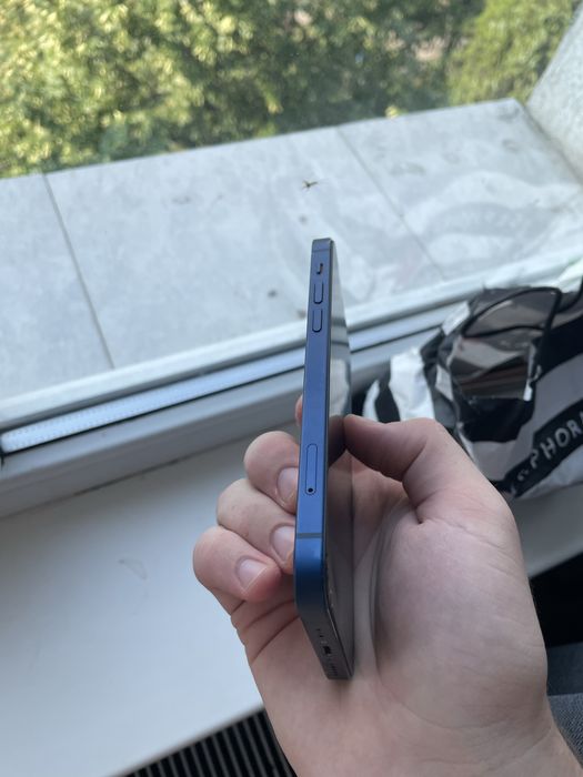 IPhone 12 simplu