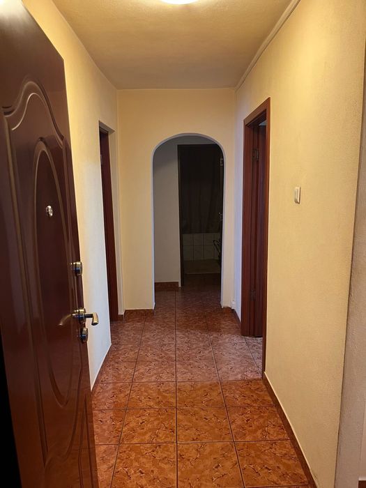 Apartament 3 camere/ complet mobilat / Targoviste