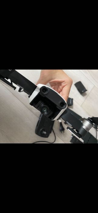 Vând drona model SO1A