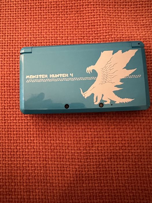 Nintendo 3ds monster hunter 4 japonez