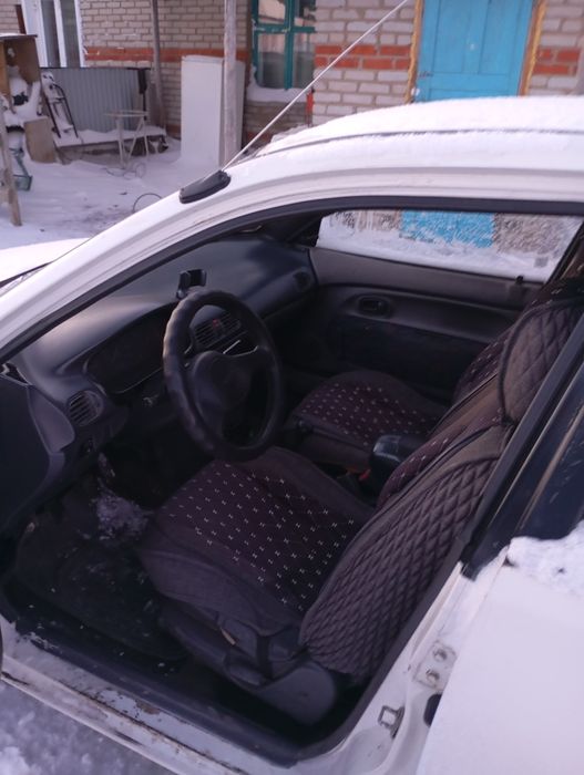 Продам Мазда 121