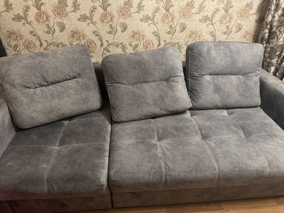 Диван в отличном состоянии, как новый