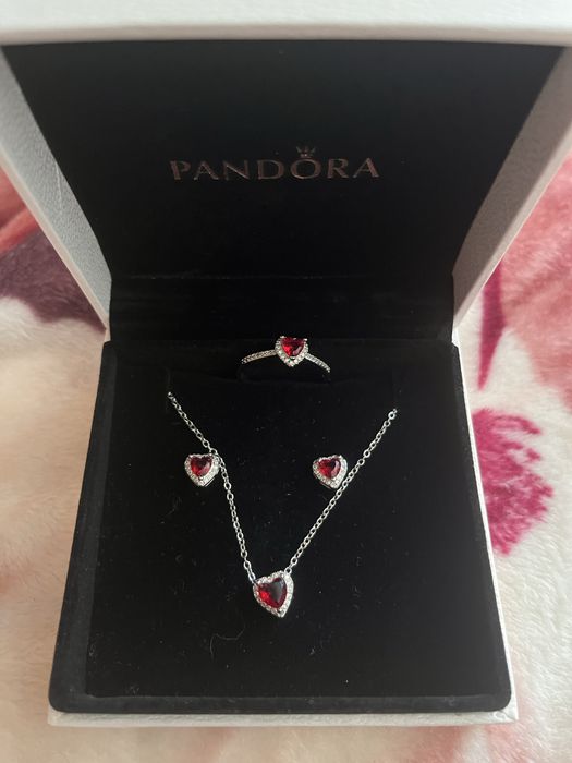 Продаю украшения Pandora!