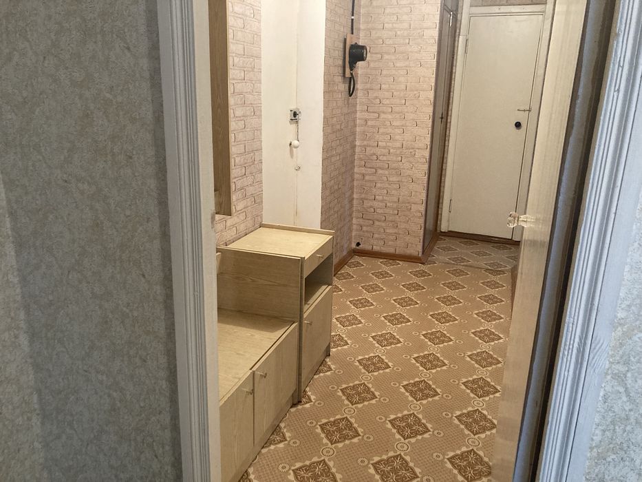 Продам двух комнатную квартиру