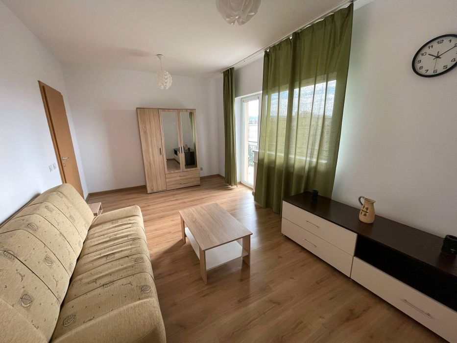 Inchiriez apartament 1 camera UMF cu parcare subterana