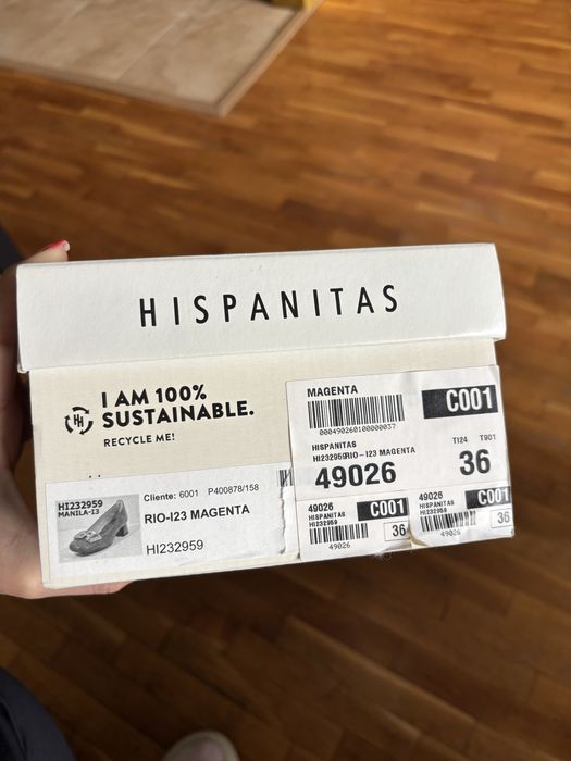 Дамски кожени обувки с нисък ток Hispanitas - цвят магента (цикламени)