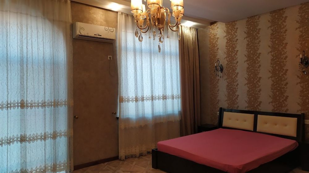 Продается дом 3.9 сотки Ракат Боши_Фасад 17м_бассейн и сауна