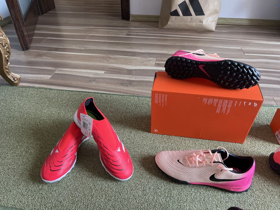 Ghete fotbal sintetic nr 42 -42,5 -44-45