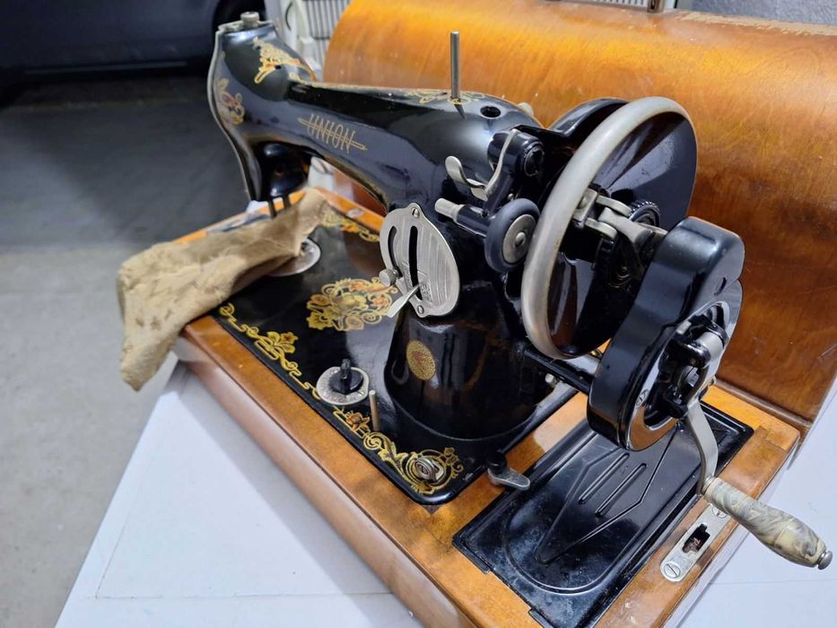 Шевна машина - РЪЧНА.