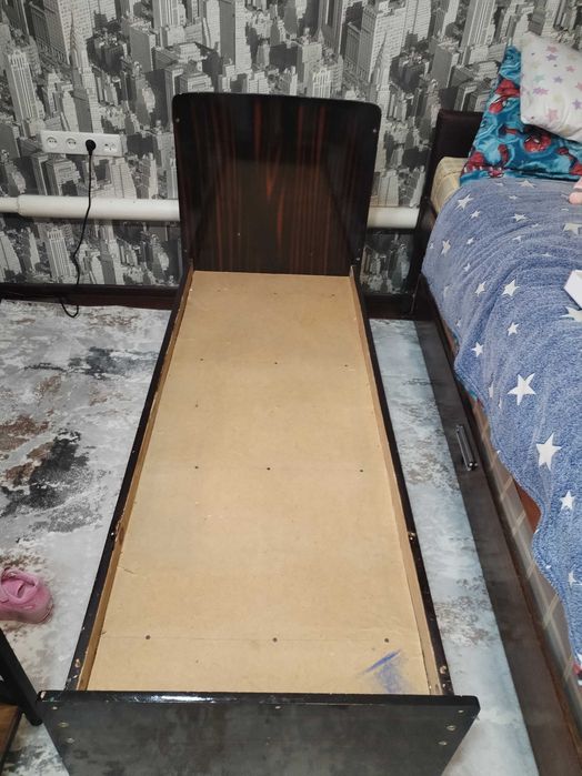 Детская кровать. 1.60 на 60