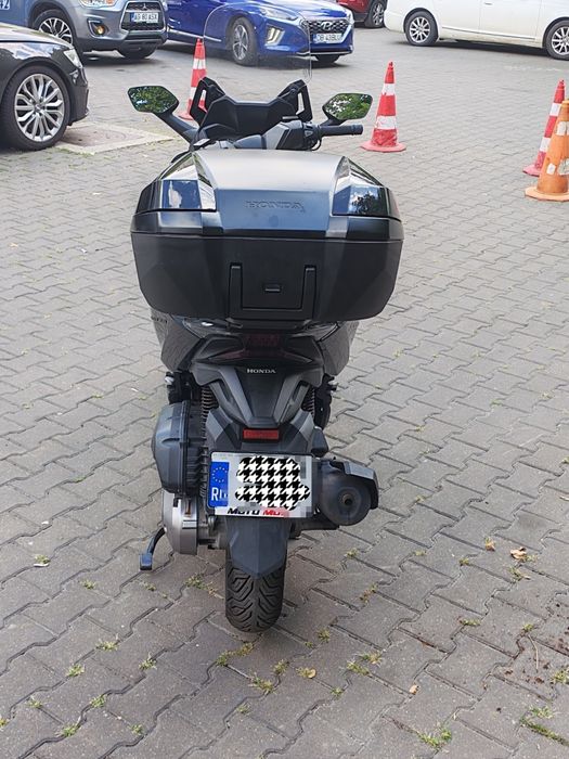 Maxi Scuter Honda Forza 125cc, IMPECABIL, 4300 Euro, ușor negociabil