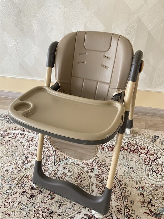 Детский столик сатылады