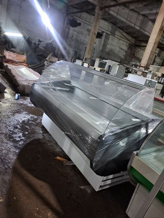 Ветрина халаделник