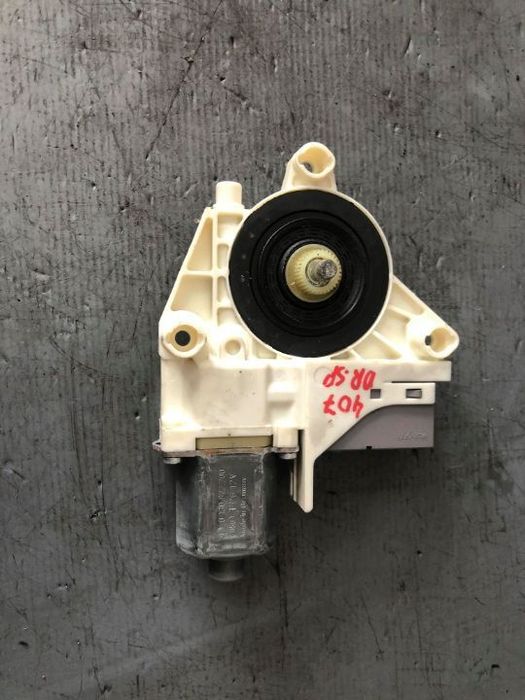 motoras macara dreapta spate peugeot 407