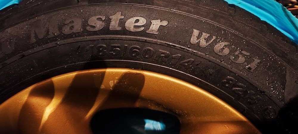 Продавам Джанти с гуми