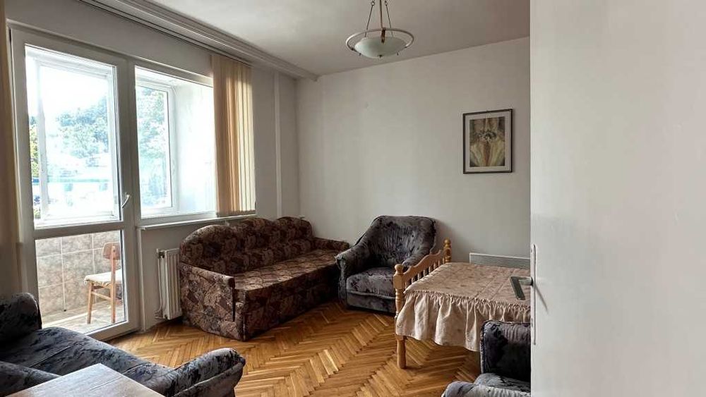 Дава се под наем Двустаен апартамент в Габрово, Център - 72 кв.м за 280.5 € - Снимка #3