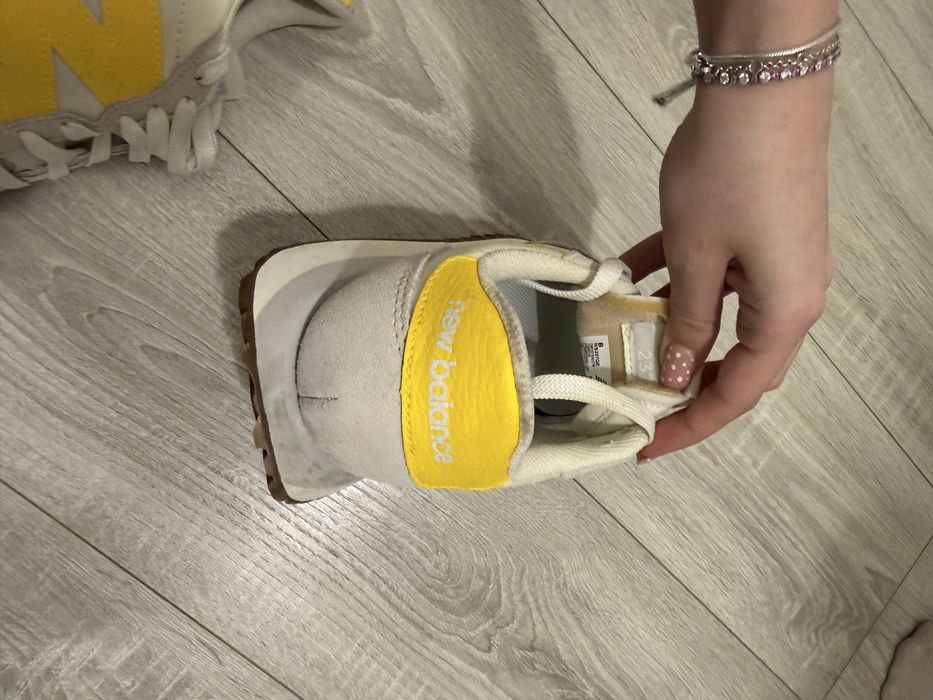 adidasi new balance marimea 39