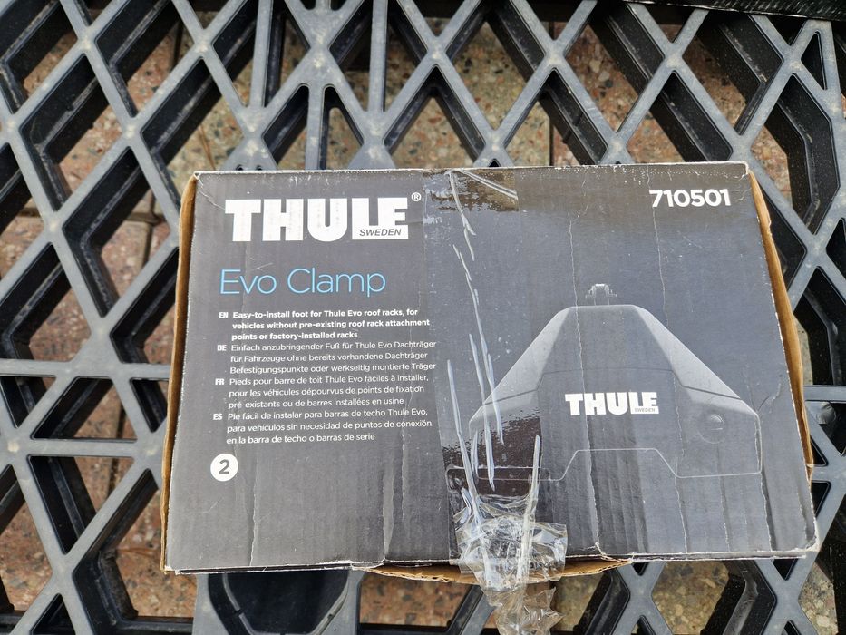 Продам рейлинги  опрры автобагажник  THULE
