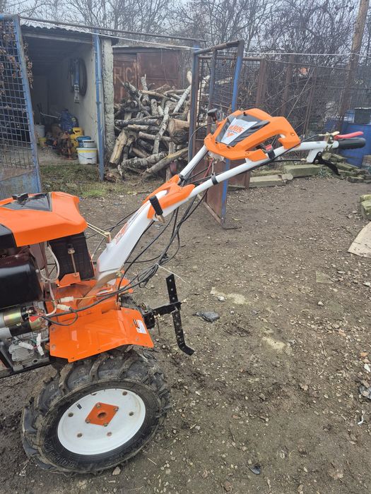 Se vinde motocultor dizel