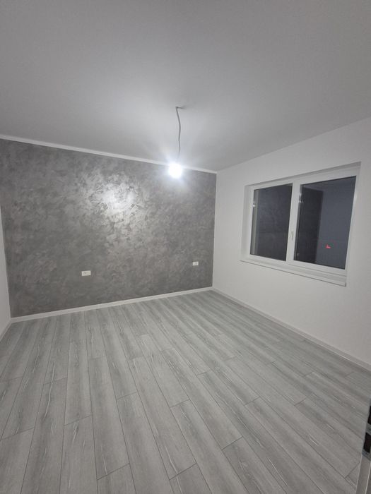 Casa individuala Bucovat asfalt centru satului