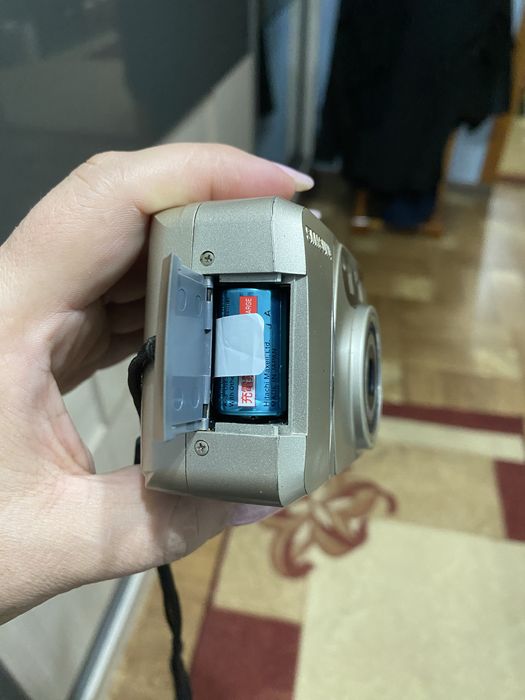 Фотоаппарат samsung продаётся б/у рабочем состоянием