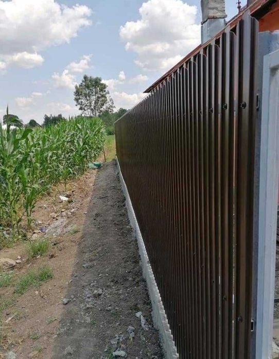 Garduri si porti stil jaluzea, sipca metalica, tabla cutata