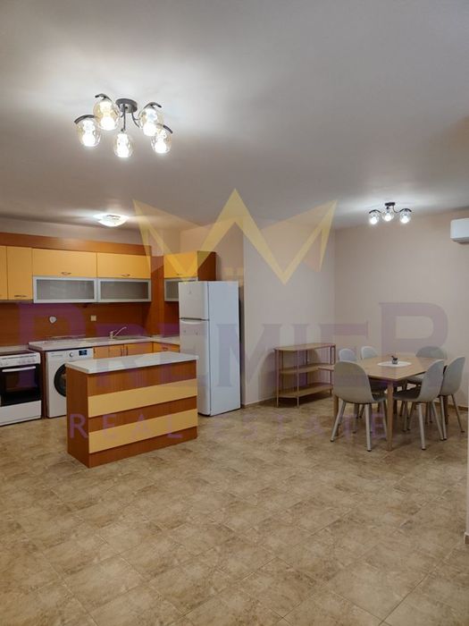 Дава се под наем Тристаен апартамент в Варна, Нептун - 110 кв.м за 698.19 € - Снимка #2