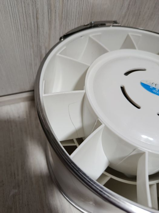 Вытяжка 200 мм диаметра