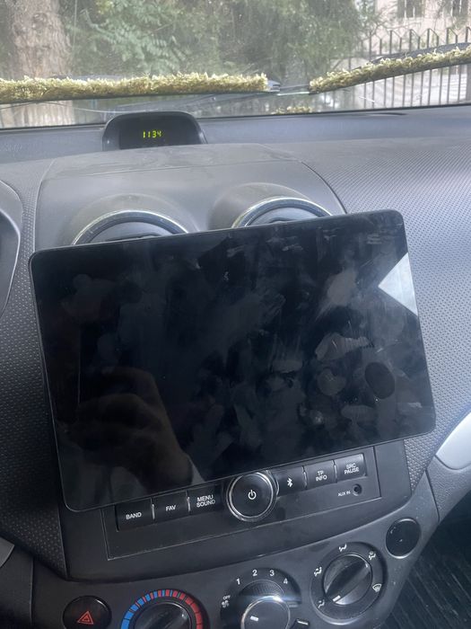 Huawei mate pad zapchastga sotiladi