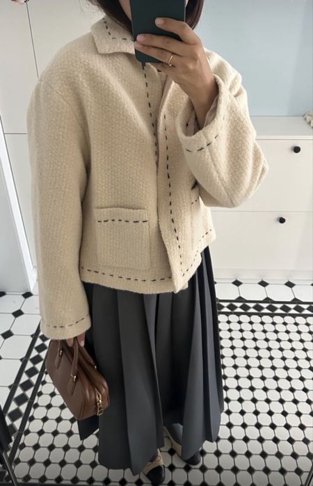 Стильная юбка длины миди