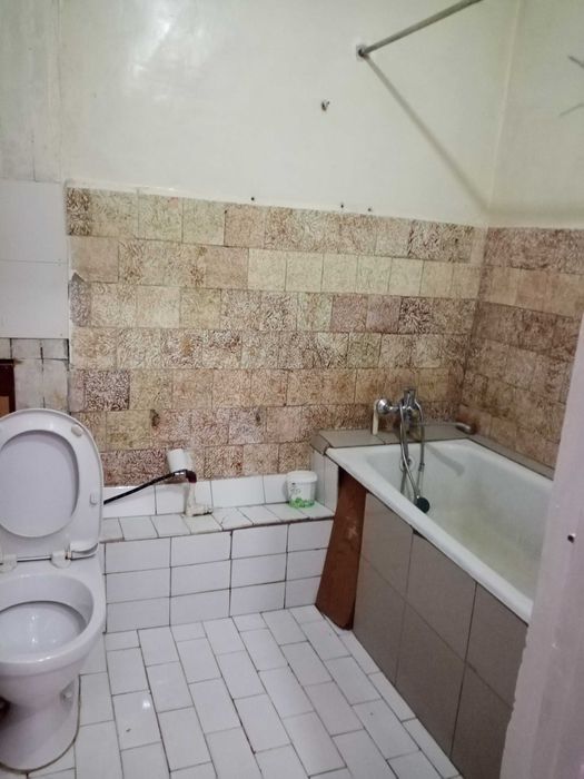 Uy arendaga beriladi 2 hona