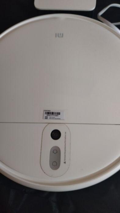 Робот пылесос ,в отличном состоянии