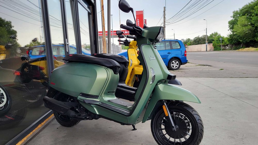 Hobbymoto vinde Lambretta V125 ABS, NOI - 0 KM, categoria B de permis