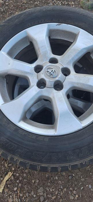 De vânzare roti iarna Rav 4 2007