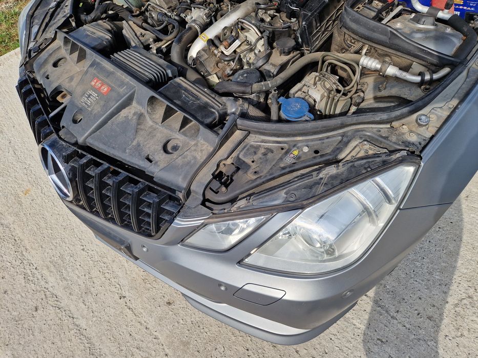 Piese auto caroserie motor Mercedes E class w207 coupe 3.0 om 642