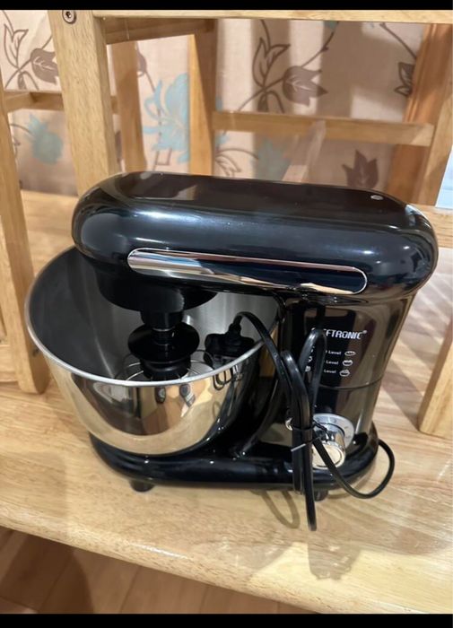 Mixer cu bol de oțel cu cap rabatabil