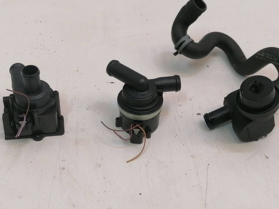 Pompa auxiliara reciclare apa antigel Audi A4 B8 A5 2.0 CAG CAGA CAGB