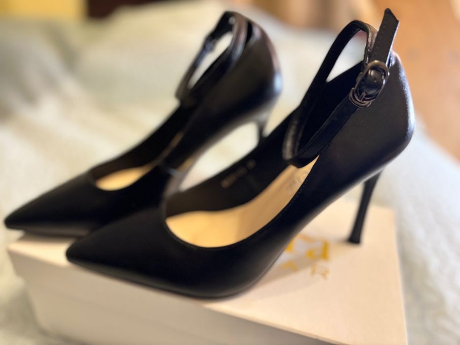 Черни токчета Tendenz 38 номер