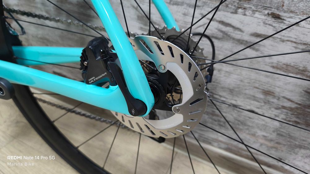 Cursiera carbon Bianchi Specialissima CV Disc Ultegra Fulcrum 400 | 57
