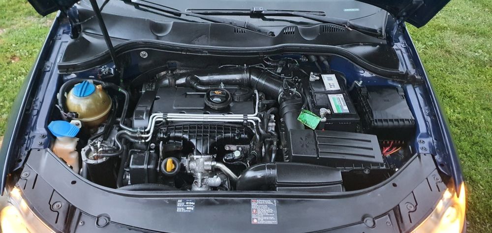 Motor 2.0 tdi BKP 140 cp passat b6 skoda octavia 2