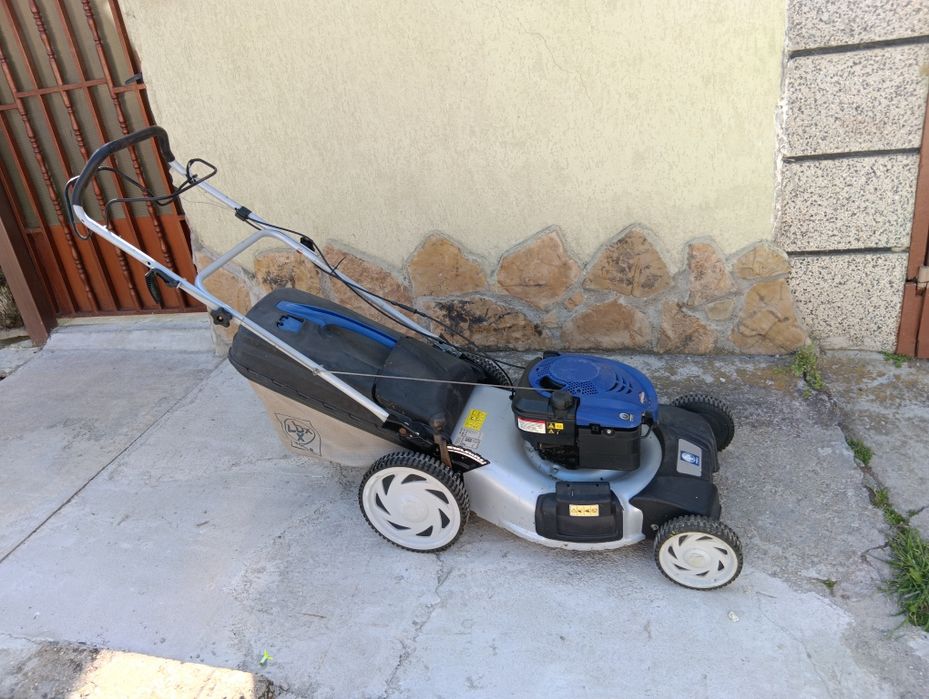 Самоходна косачка Luxxtolls!