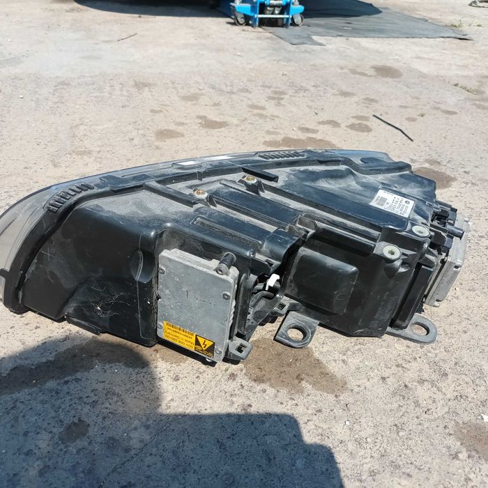 far dreapta audi a8 d3 2005-2010 bixenon adaptiv complet