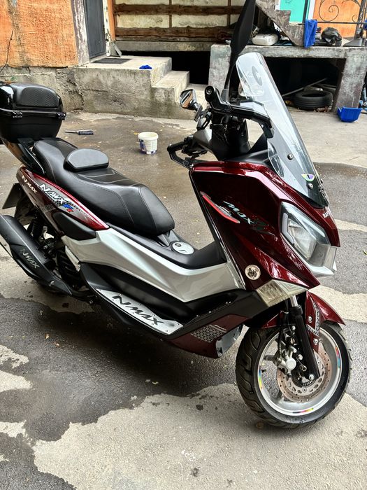 Продам скутер Vento nmax
