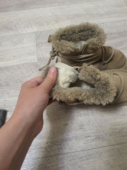 Продам детские сапоги