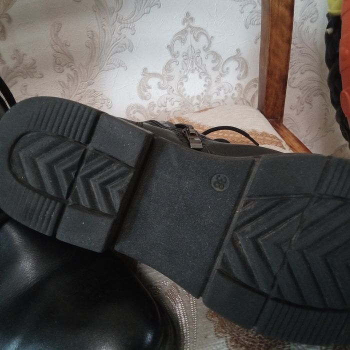Продам туфли и сапожки  38р