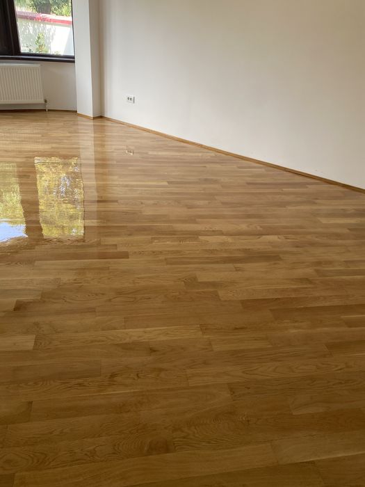 Parchet masiv raschetare scara reconditionare dusumea revovare slefuit